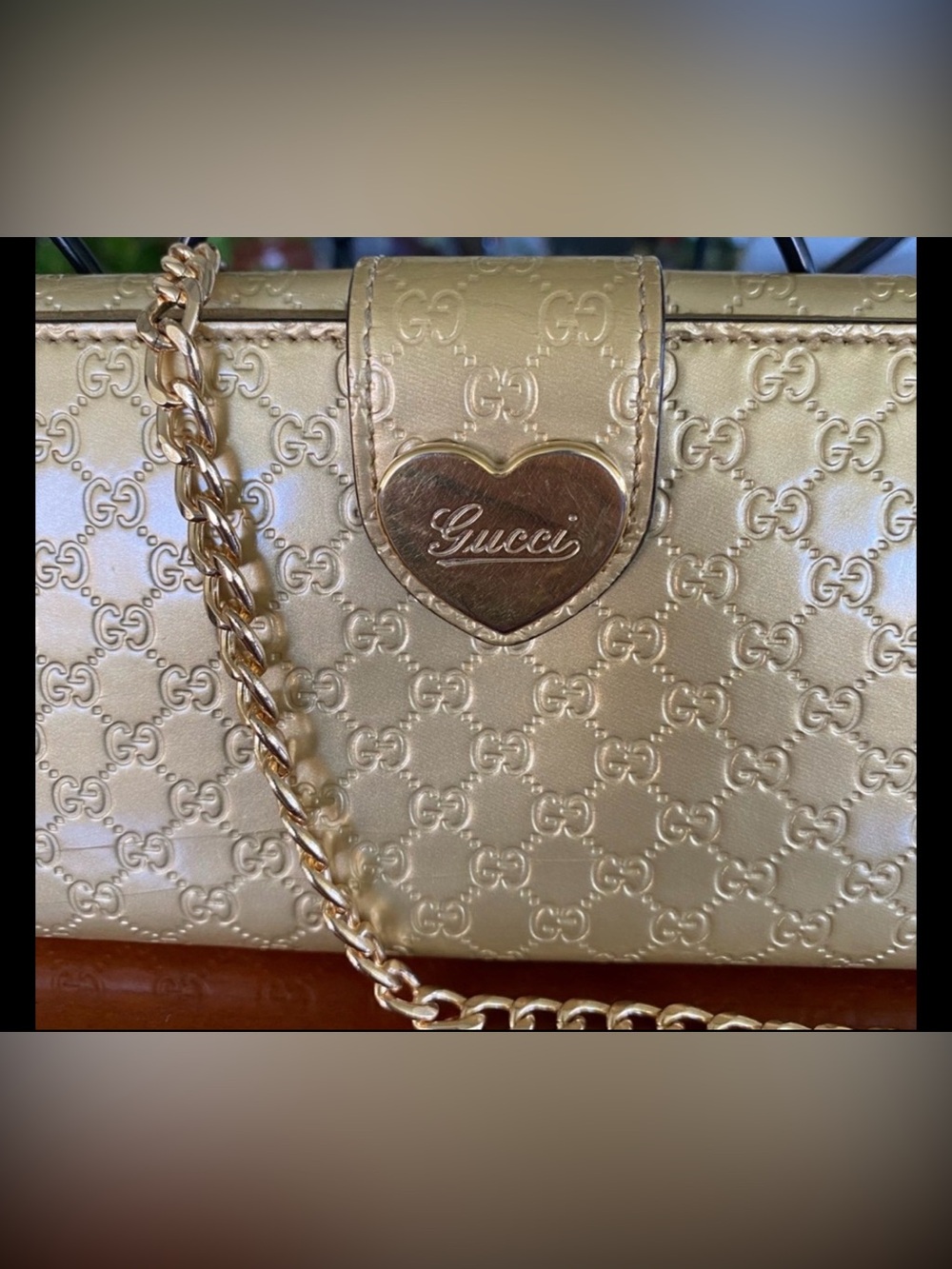 Auth GUCCI Gold Leather Wallet W/Chain, Heart Gg Yellow Leather Italy - Picture 5 of 12